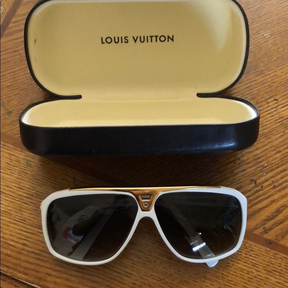 louis vuitton evidence white sunglasses - Picture 10 of 12